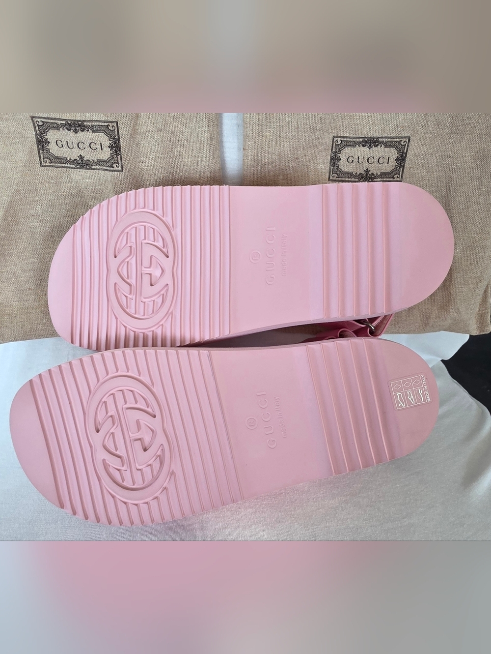 GUCCI DAD SANDALS - Picture 2 of 4